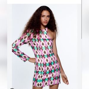 Beautiful sold out Zara satin effect print dress.